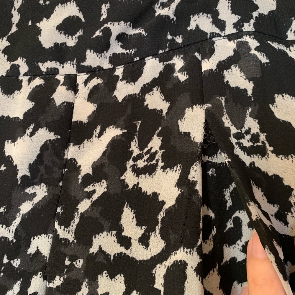 Mexx black and off-white abstract patterned skirt, size EU 42 - Picture 4 of 8